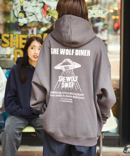 SHE WOLF DINER×FREAK'S STORE/海狼餐廳 聯名 大尺寸 後背印花 帶帽衛衣 UFO