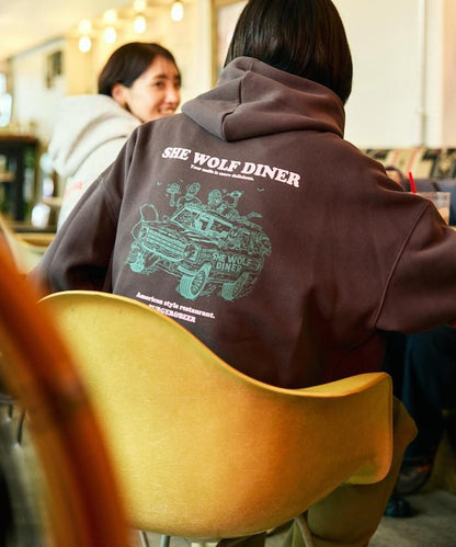 SHE WOLF DINER×FREAK'S STORE/海狼餐廳 聯名 大尺寸 後背印花 帶帽衛衣 CAR