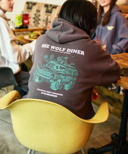 SHE WOLF DINER×FREAK'S STORE/海狼餐廳 聯名 大尺寸 後背印花 帶帽衛衣 CAR