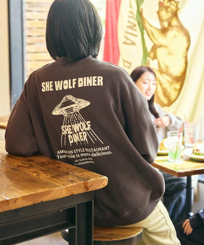 SHE WOLF DINER×FREAK'S STORE/海狼餐廳 聯名 大尺寸 後背印花 圓領衛衣 UFO