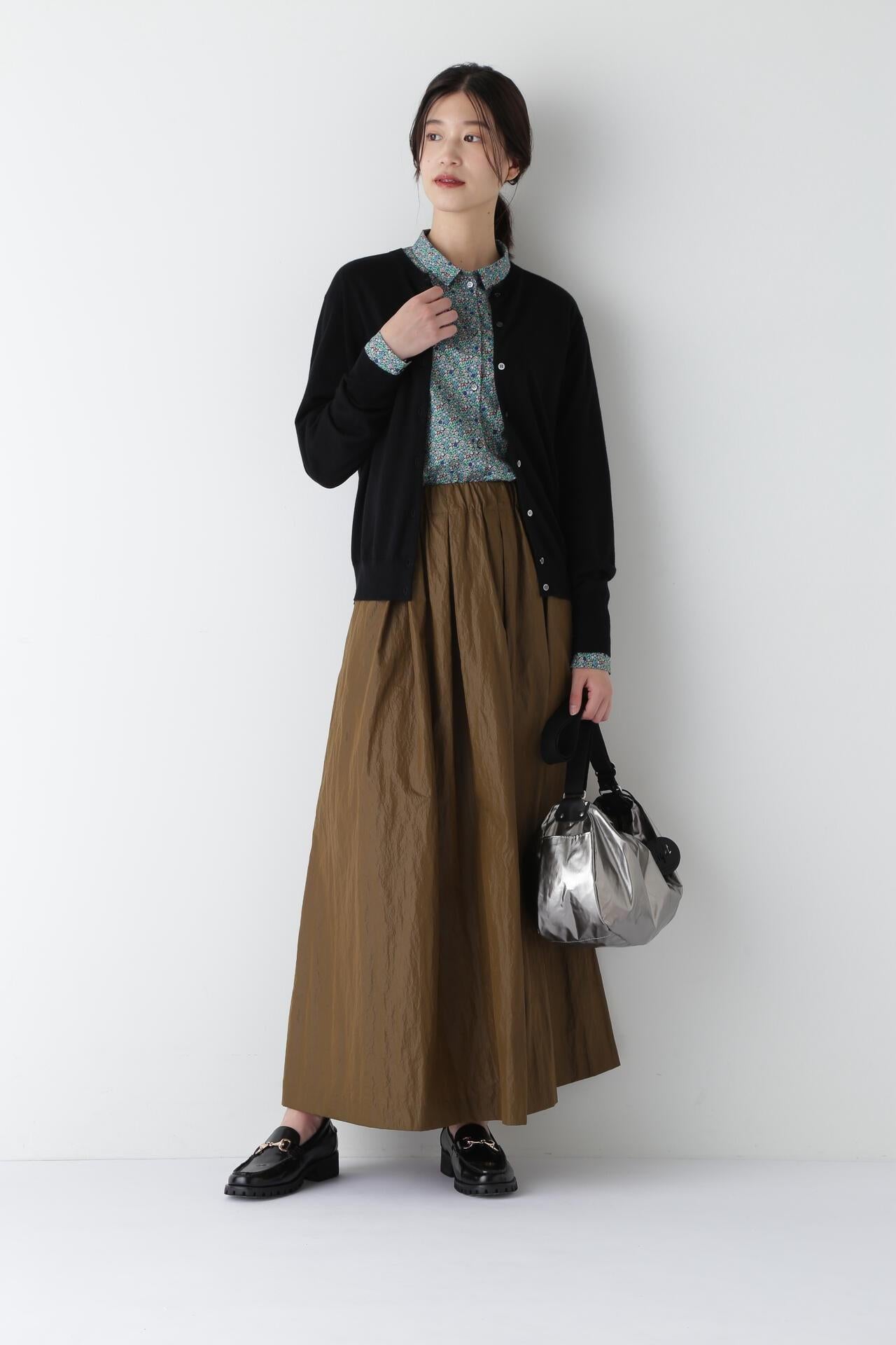 自由花紋修身PT襯衫