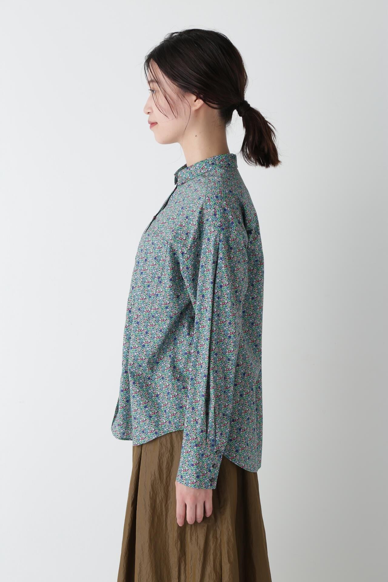 自由花紋修身PT襯衫