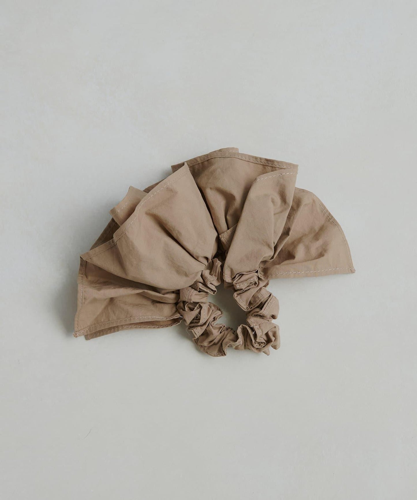 波浪邊蓬鬆髮飾