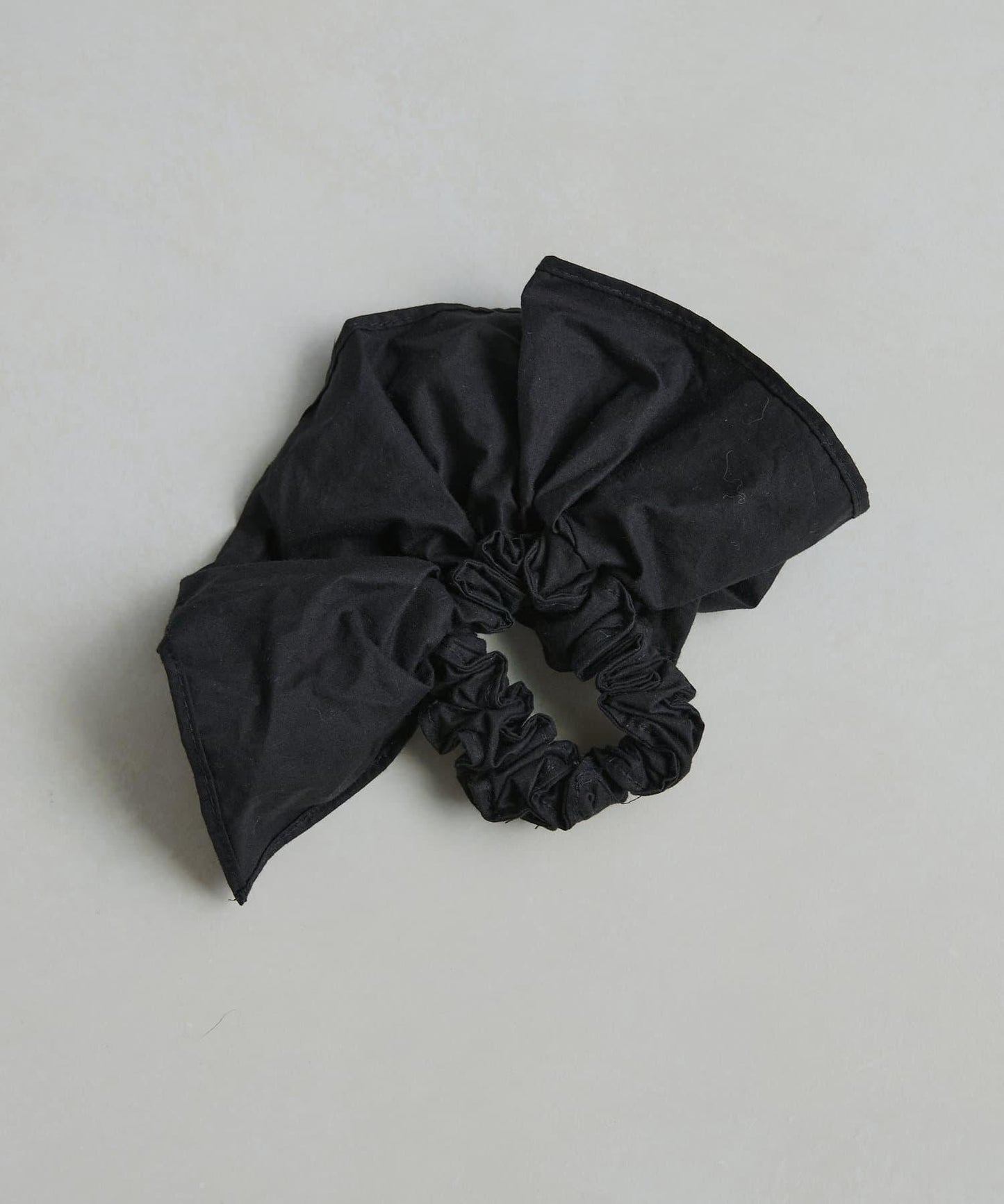 波浪邊蓬鬆髮飾