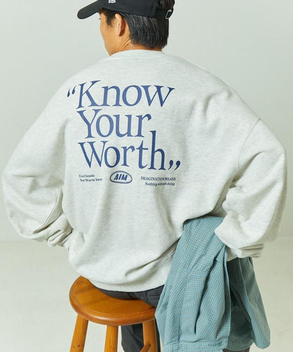 大尺寸後背印花圓領衛衣 瞭解自己的價值