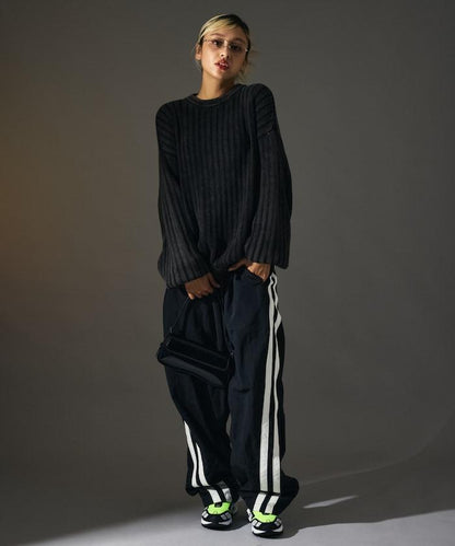 MR HEARTS 先生之心 WIDE RIB CREW NECK KNIT