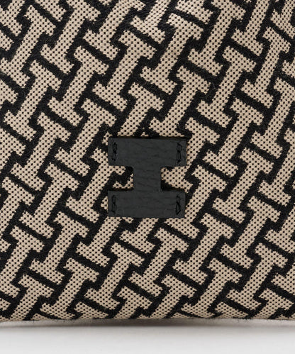 單色圖案化妝包 JACQUARD/RUGA