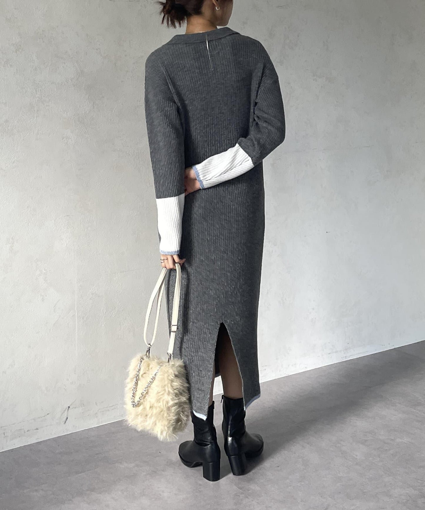 袖口配色半拉鍊針織衫 ONE PIECE