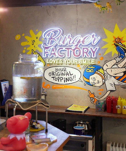 Burger Factory×FREAK'S STORE 漢堡工廠 聯名 大尺寸 後背印花 圓領衛衣