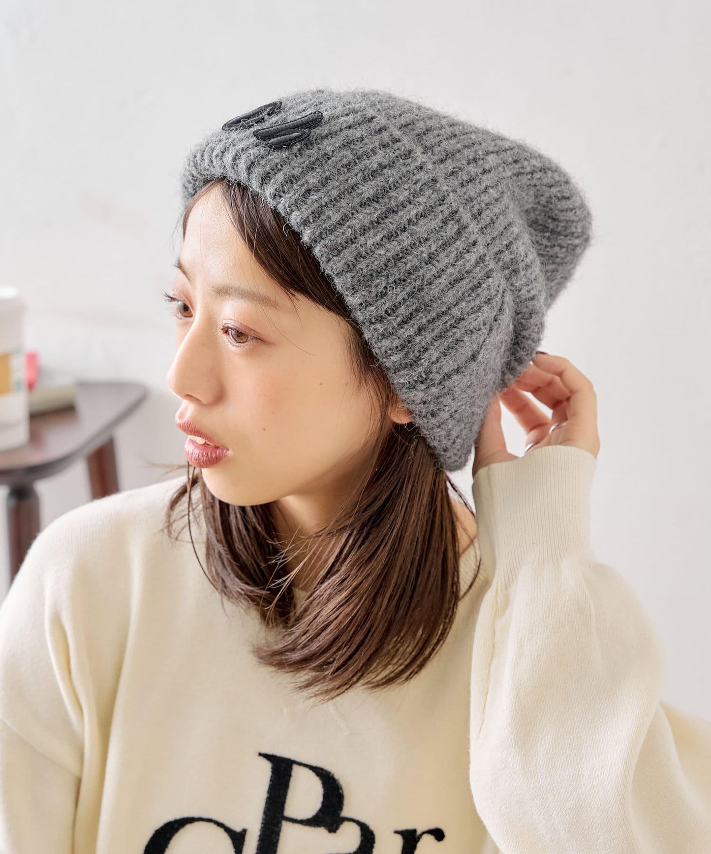 帶標誌的針織帽