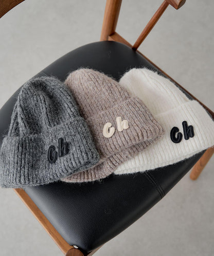 帶標誌的針織帽