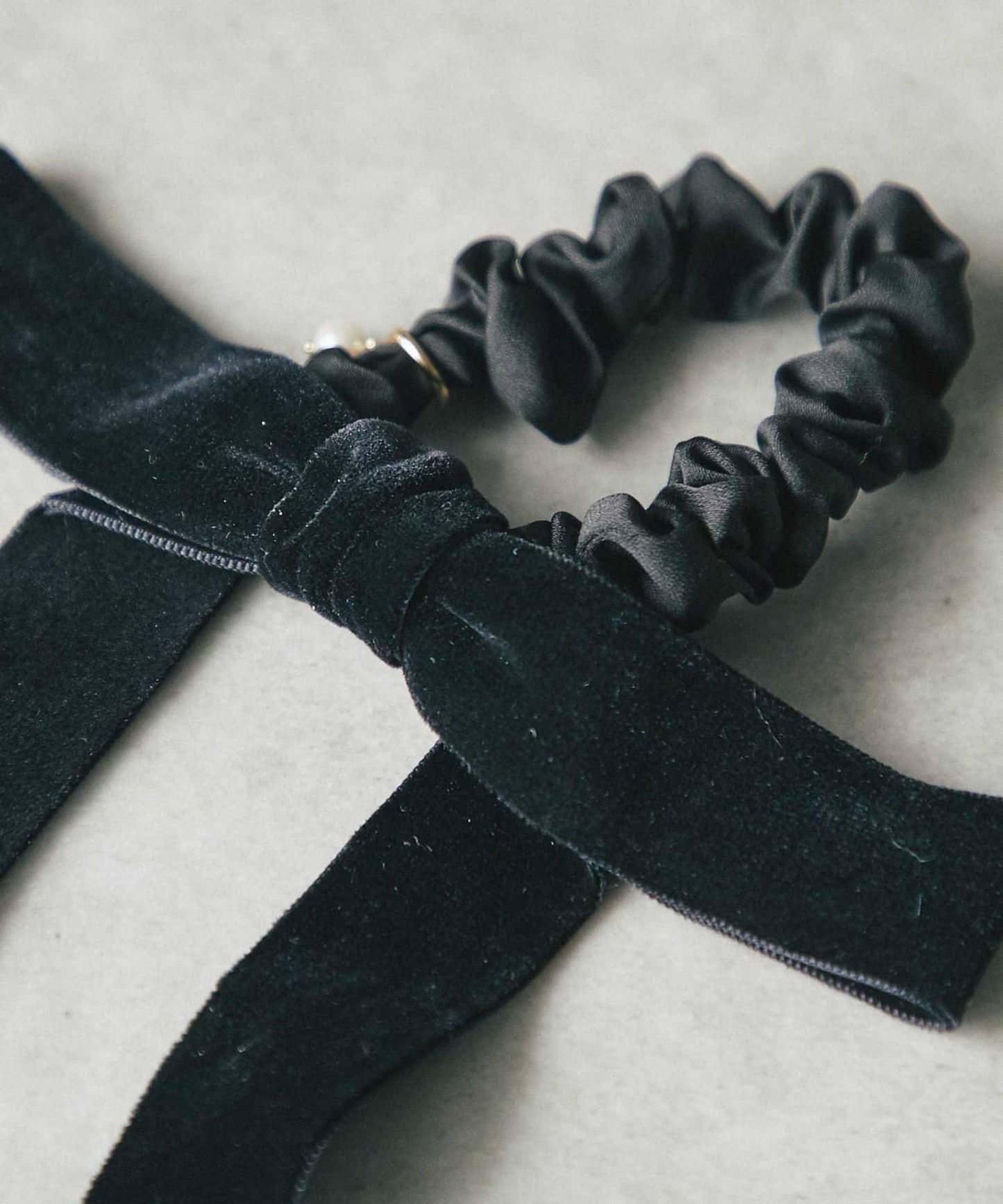 【優雅絲帶】天鵝絨髮圈