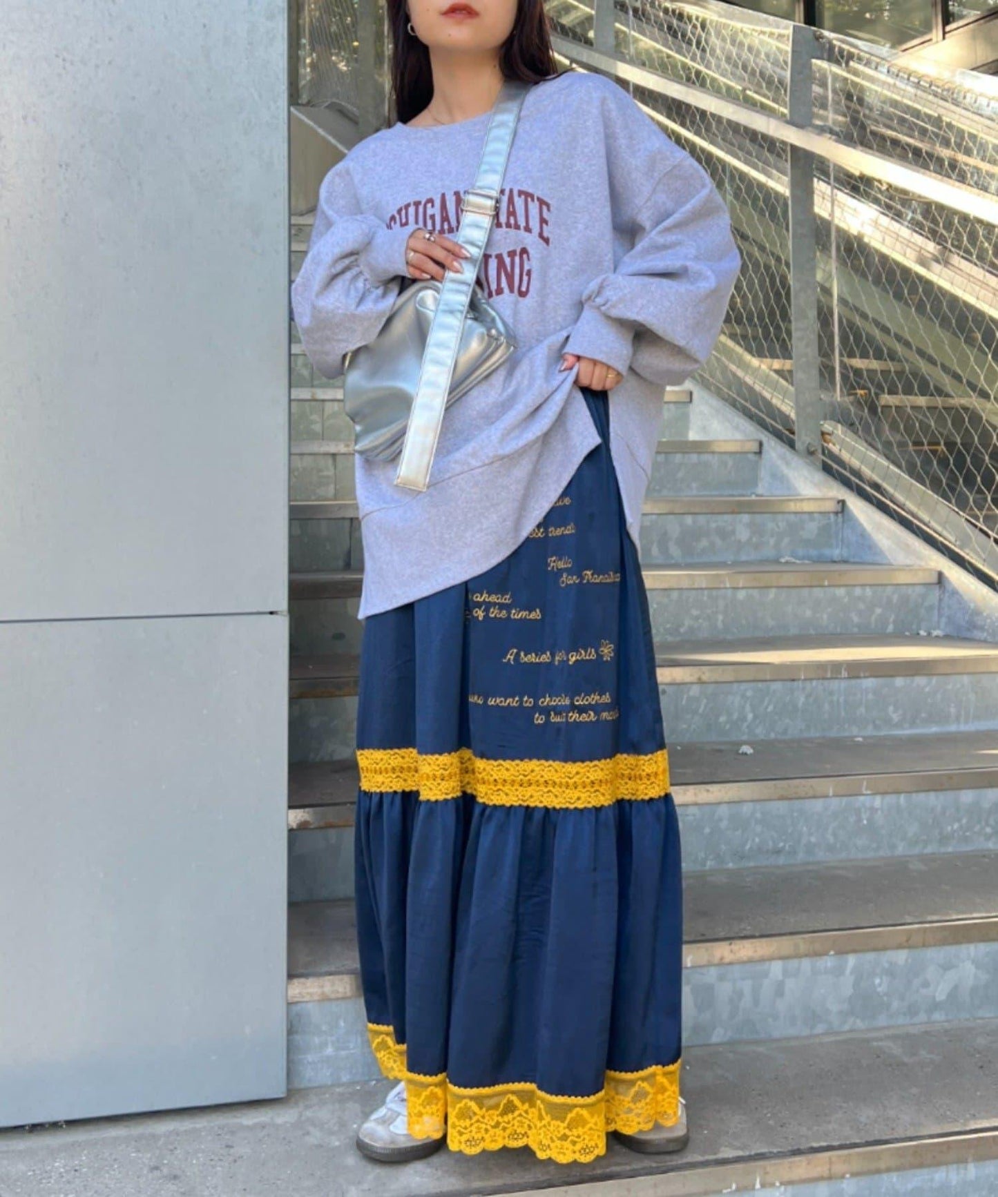 【HELLO.SANFRANCISCO】2WAY緞面刺繡蕾絲裙