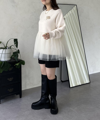 下襬蕾絲針織衫