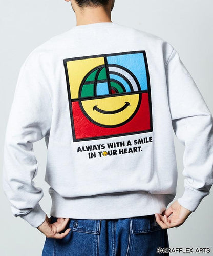 版 GRAFFLEX SMILE EVERYDAY3 背部刺繡毛氈設計 圓領衛衣