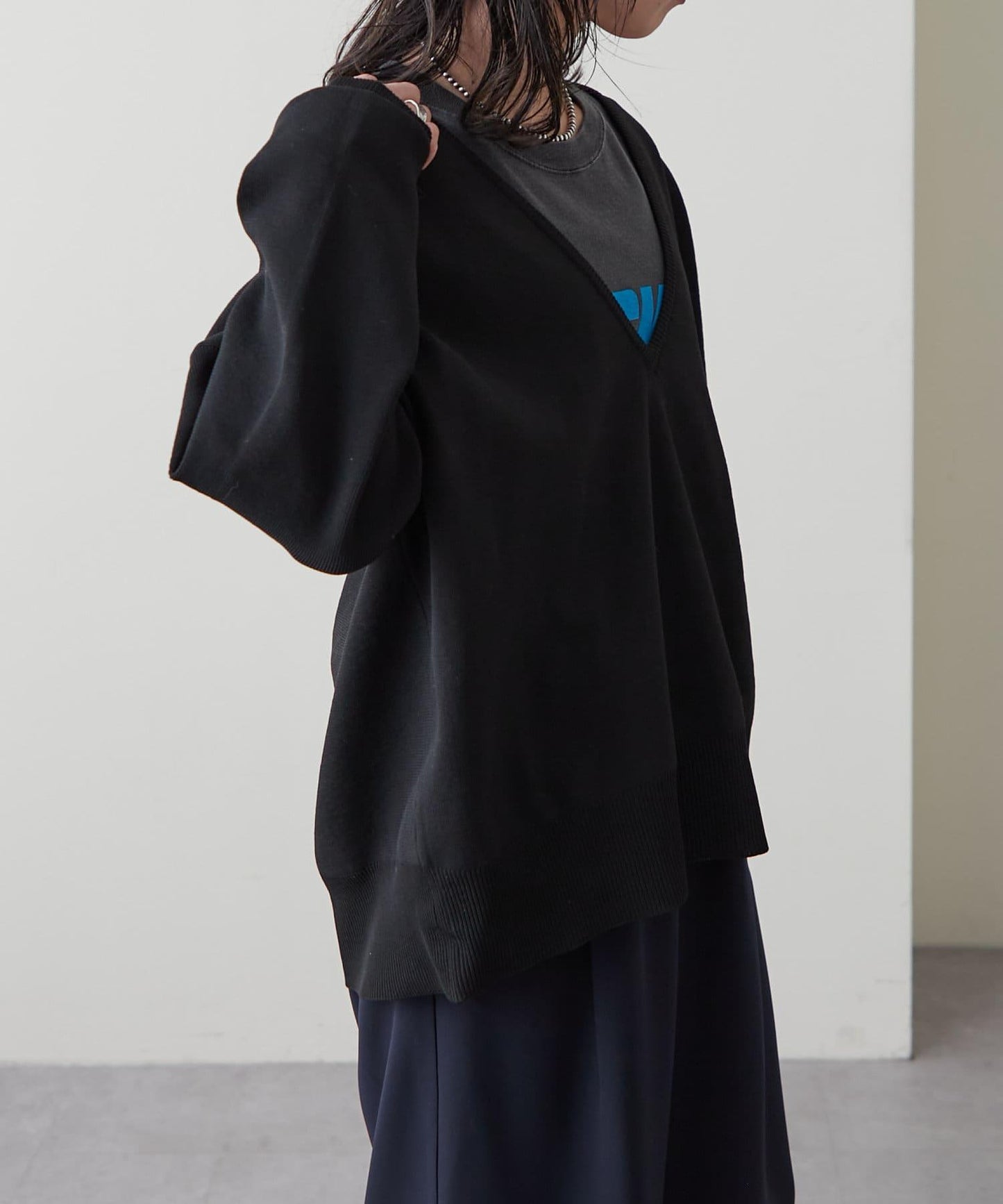 V領針織衫