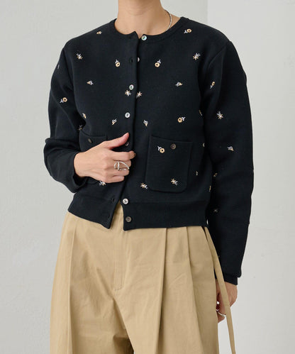 刺繡衛衣式口袋開衫