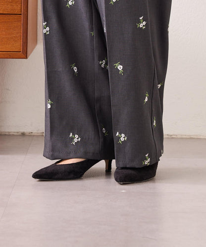 刺繡西褲