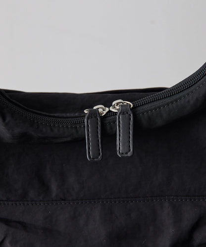 《輕量/500毫升寵物瓶也能放入！/通勤也推薦》2WAY雙肩包&單肩包