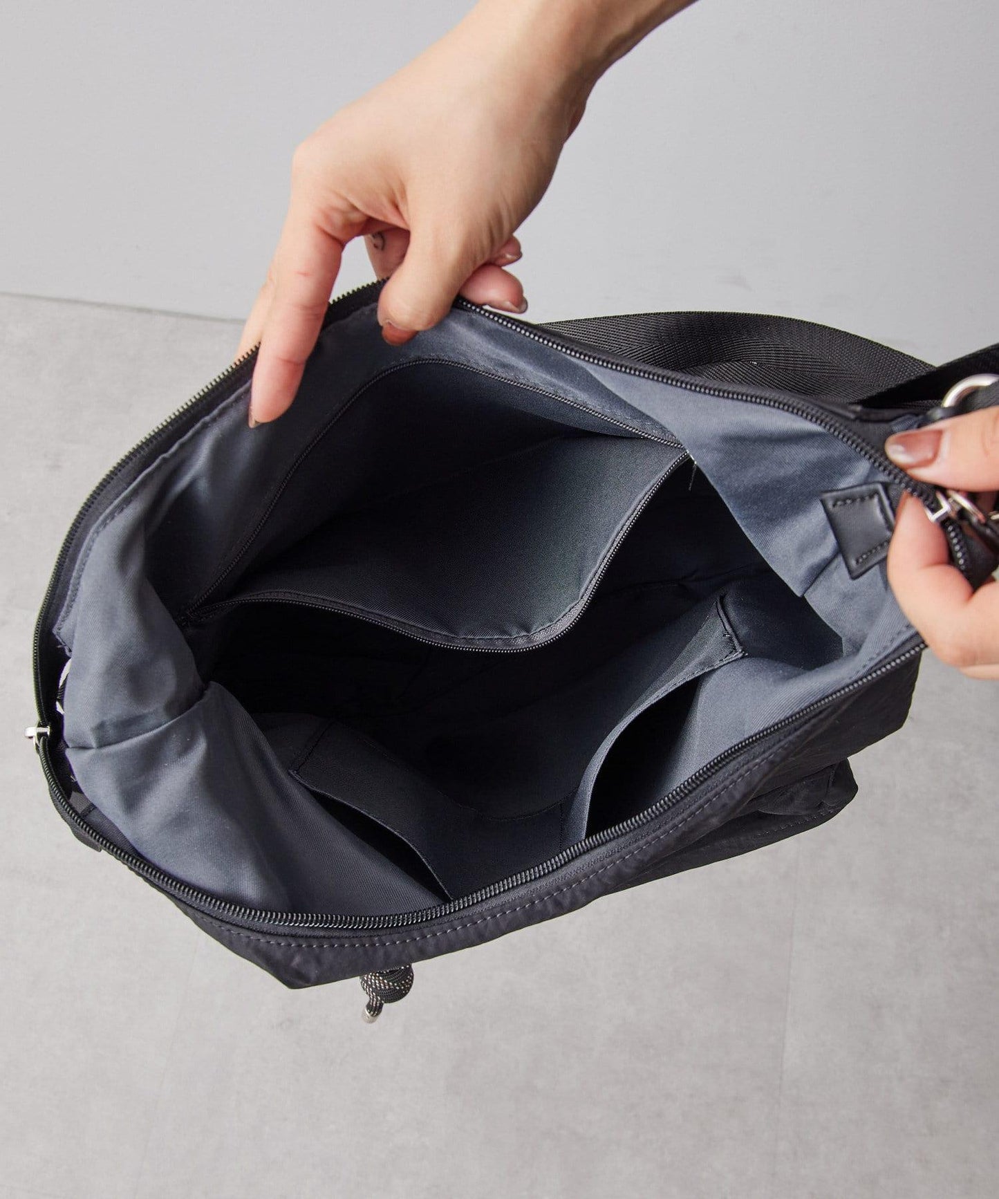 《輕量/500毫升寵物瓶也能放入！/通勤也推薦》2WAY雙肩包&單肩包