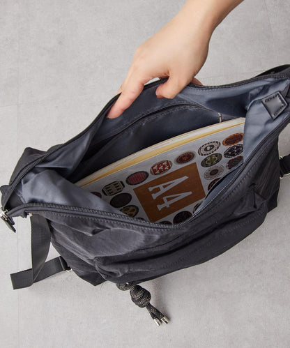 《輕量/500毫升寵物瓶也能放入！/通勤也推薦》2WAY雙肩包&單肩包