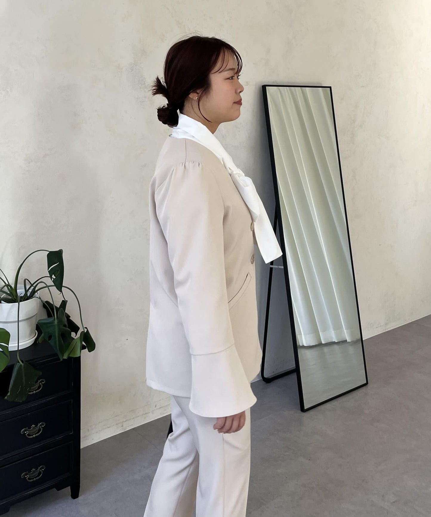 【媽媽監修！禮服單品】雙排扣喇叭袖V領夾克