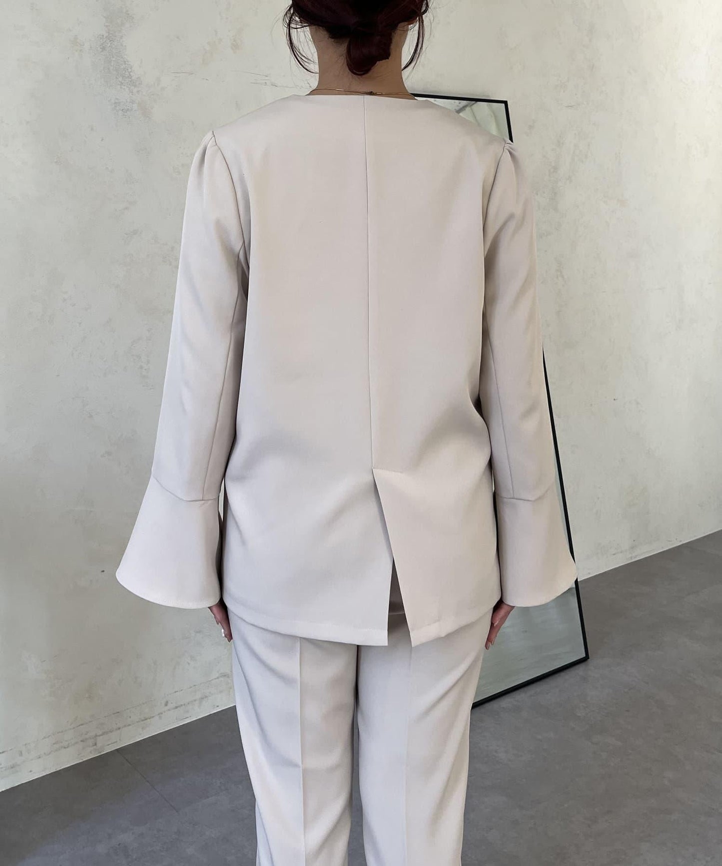 【媽媽監修！禮服單品】雙排扣喇叭袖V領夾克