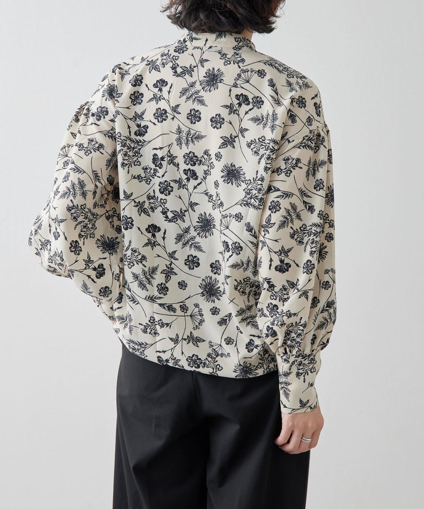 花紋/植物/圖案垂褶襯衫【SUM1 STYLE(斯密風格)】