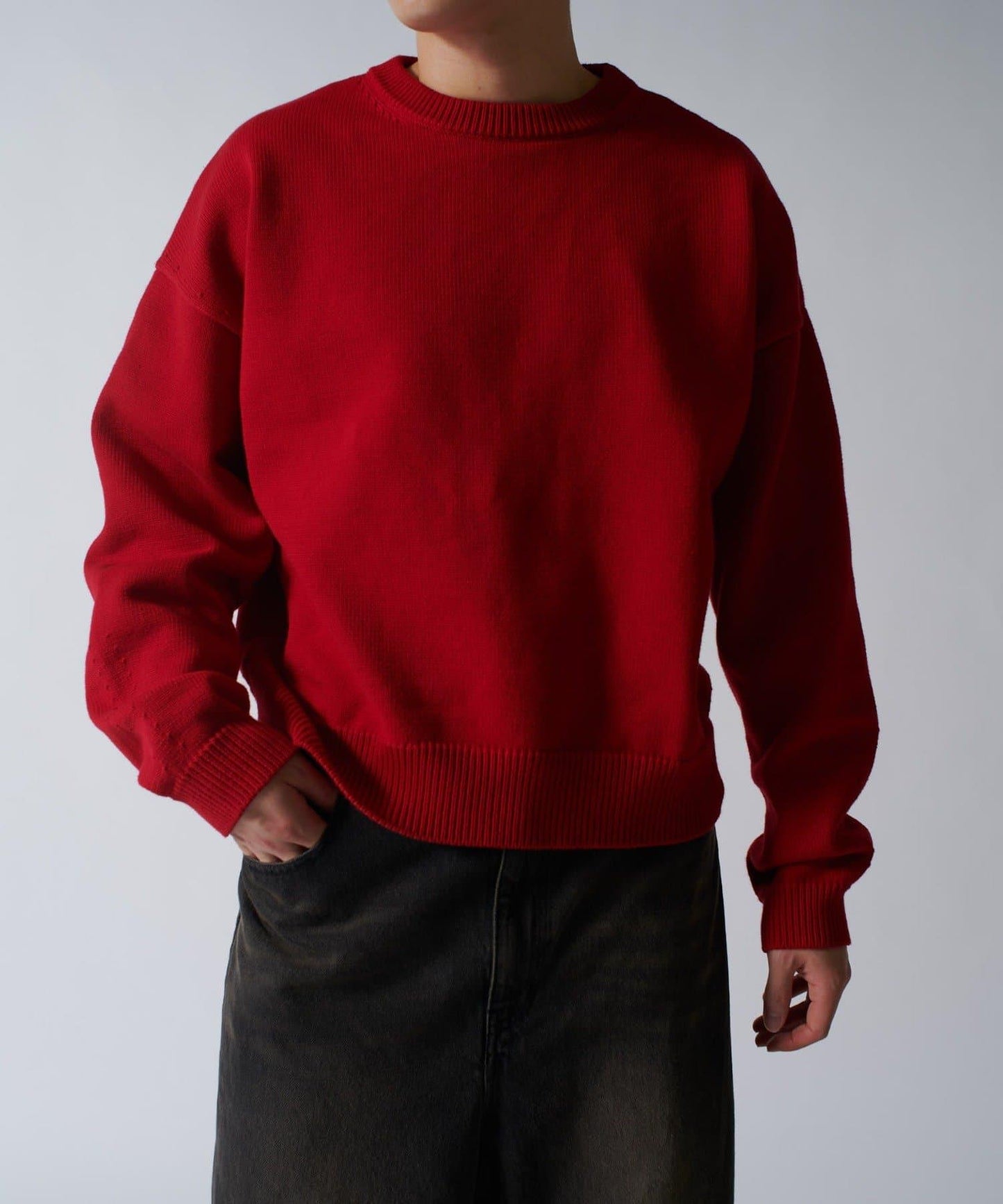 短款圓領針織衫