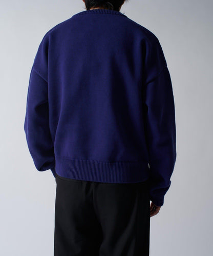 短款圓領針織衫