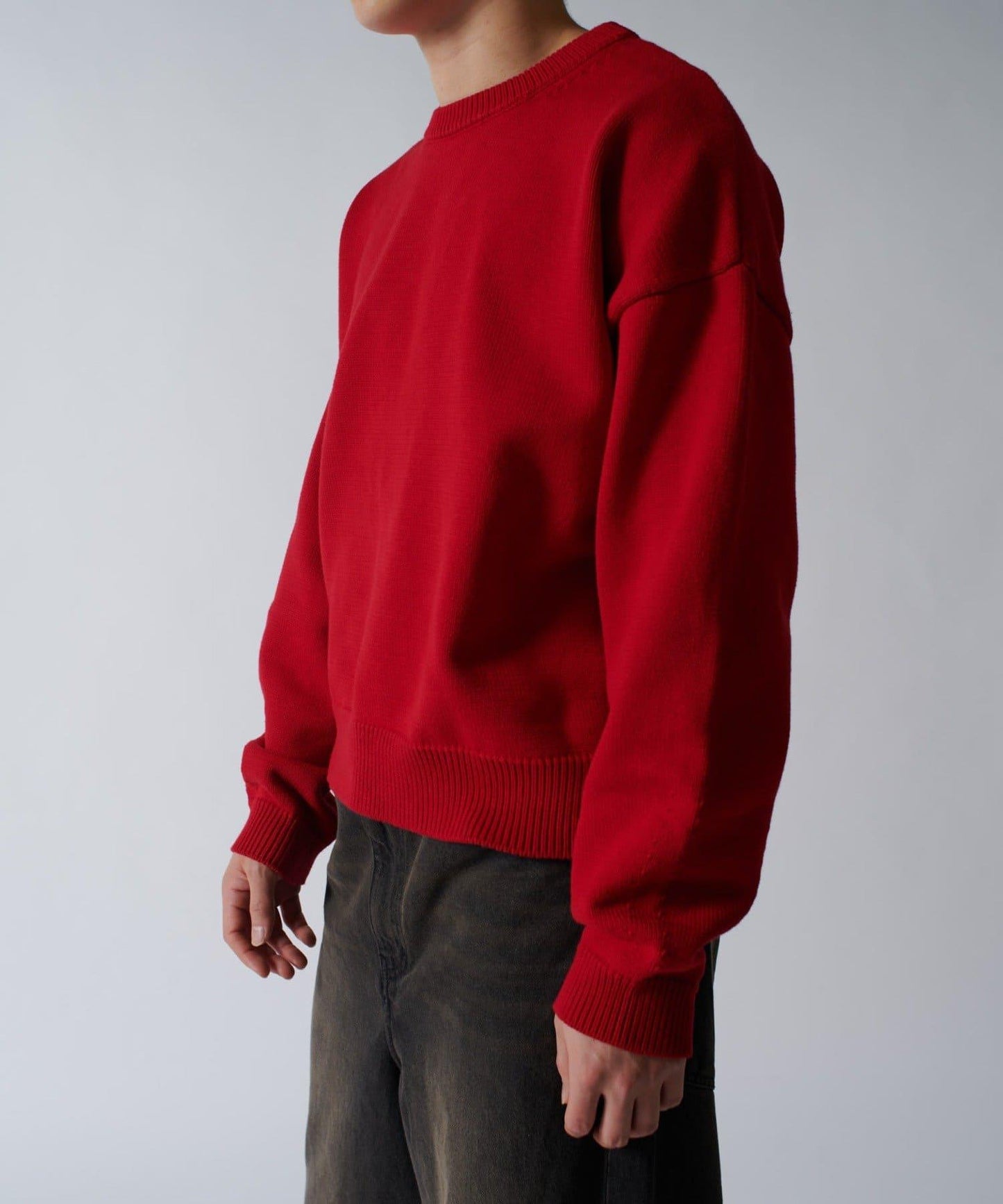 短款圓領針織衫