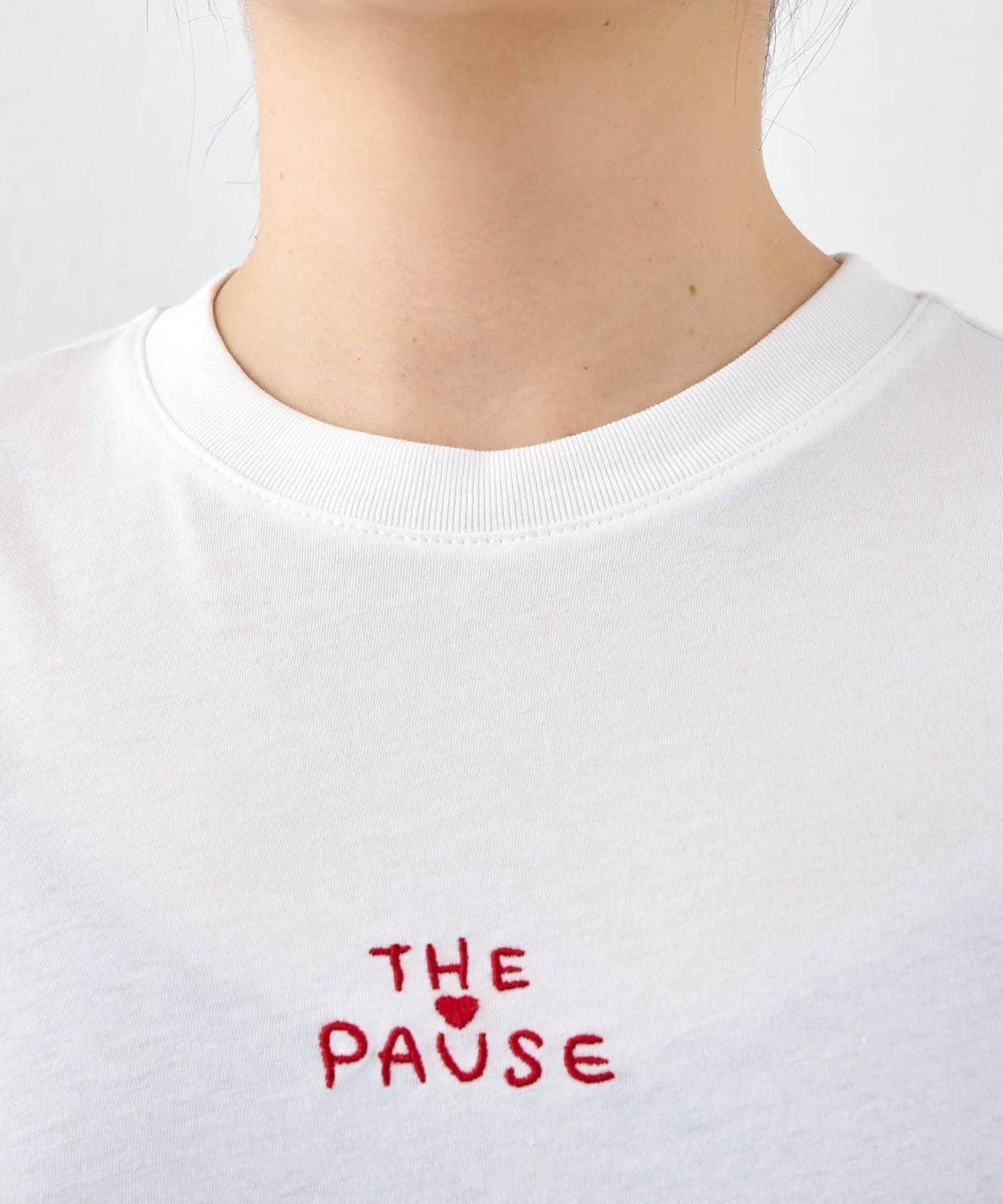 【THE PAUSE】THE PAUSE刺繡T恤
