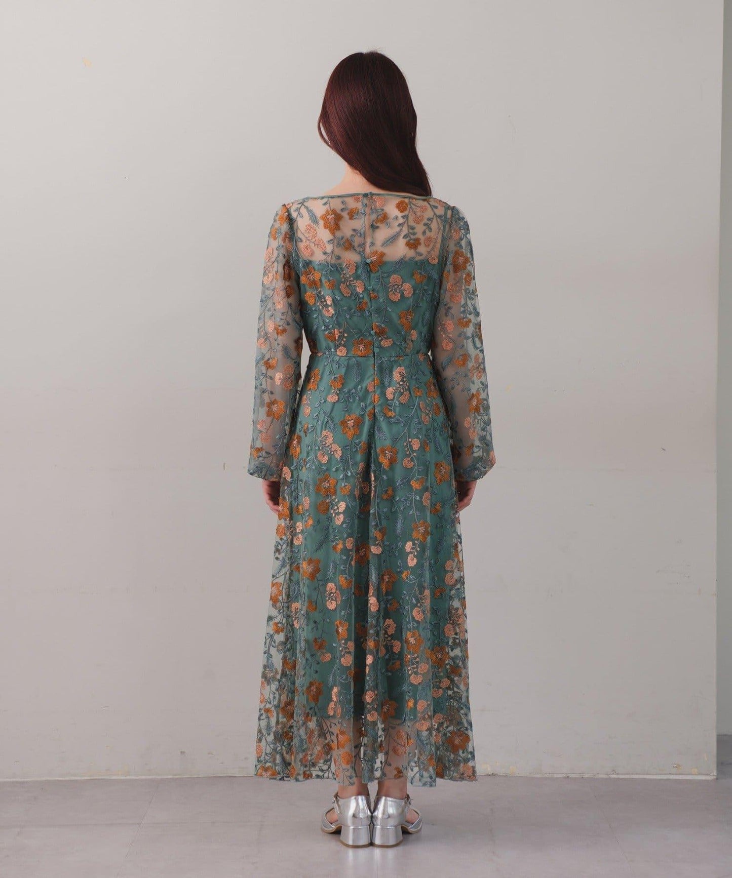 【婚禮/場合禮服】刺繡薄紗連衣裙