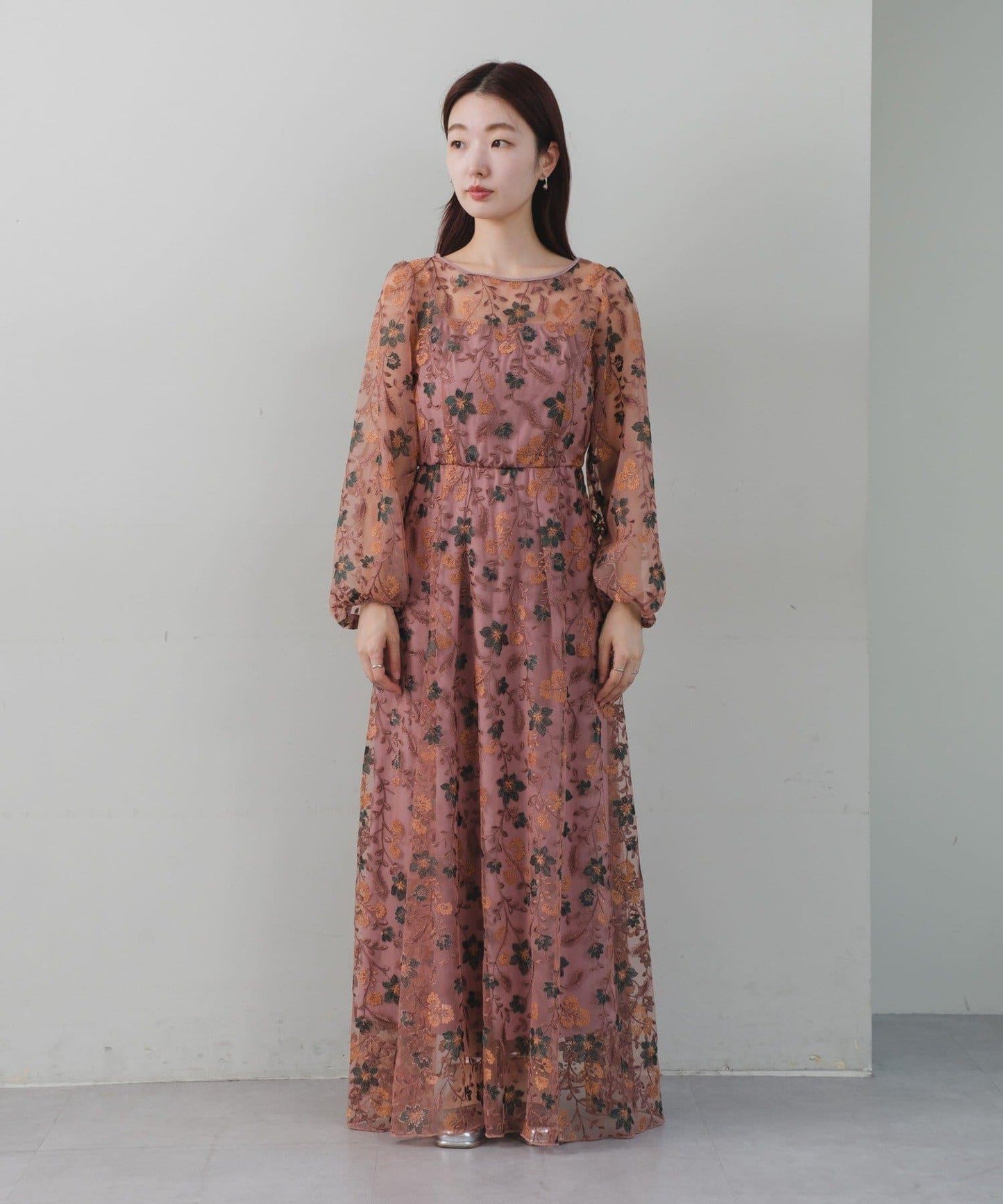 【婚禮/場合禮服】刺繡薄紗連衣裙