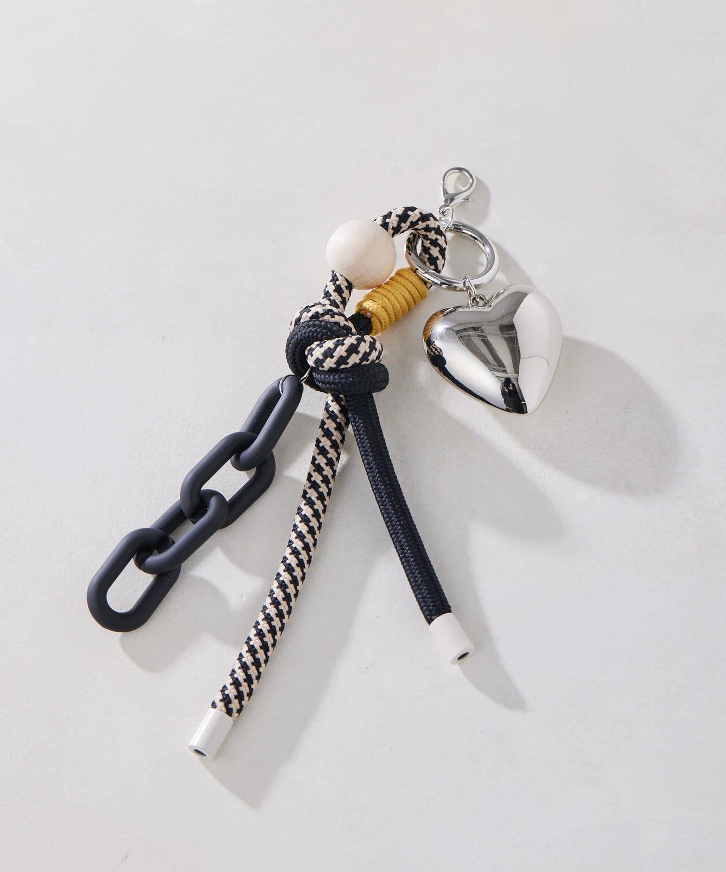 《網紅內田企劃》帶心形繩帶/包包掛飾