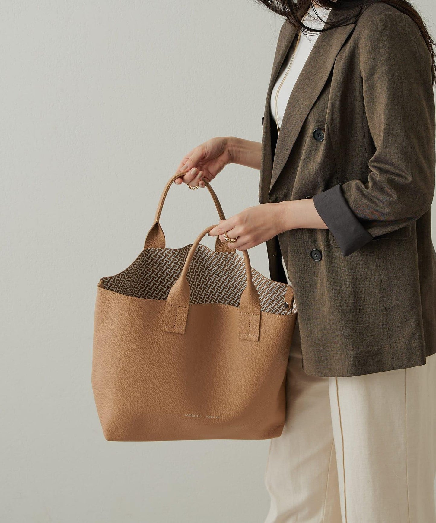 歌劇 CERVO/內部印花