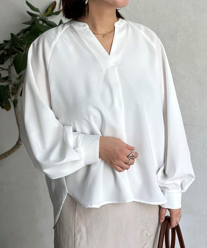 亞麻質感開叉領口襯衫