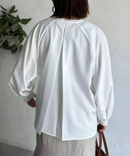 亞麻質感開叉領口襯衫