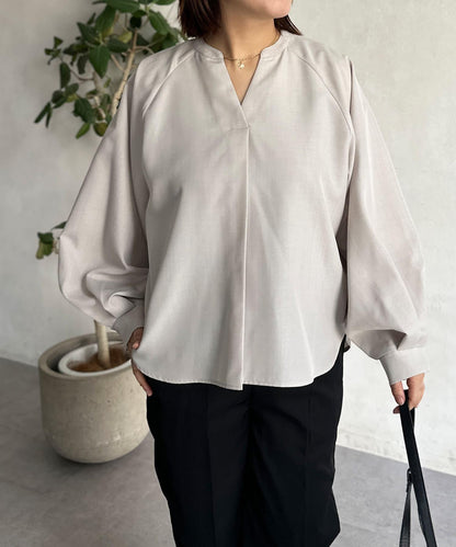 亞麻質感開叉領口襯衫