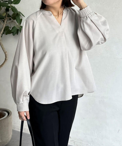 亞麻質感開叉領口襯衫