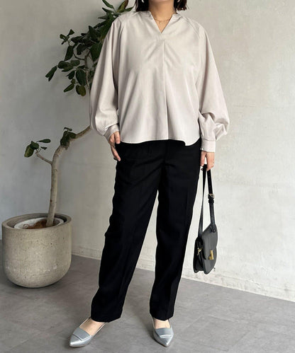 亞麻質感開叉領口襯衫