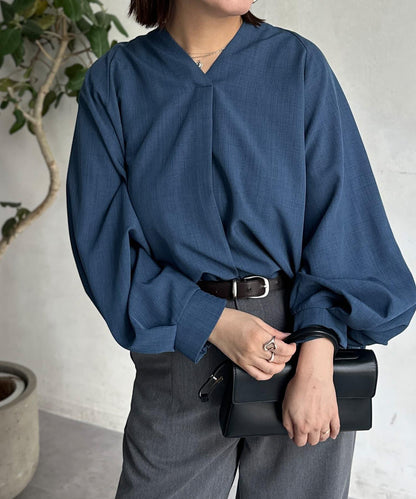 亞麻質感開叉領口襯衫