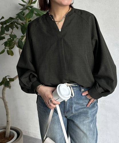 亞麻質感開叉領口襯衫