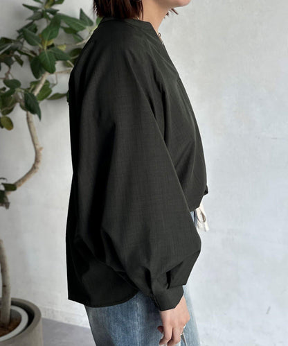 亞麻質感開叉領口襯衫