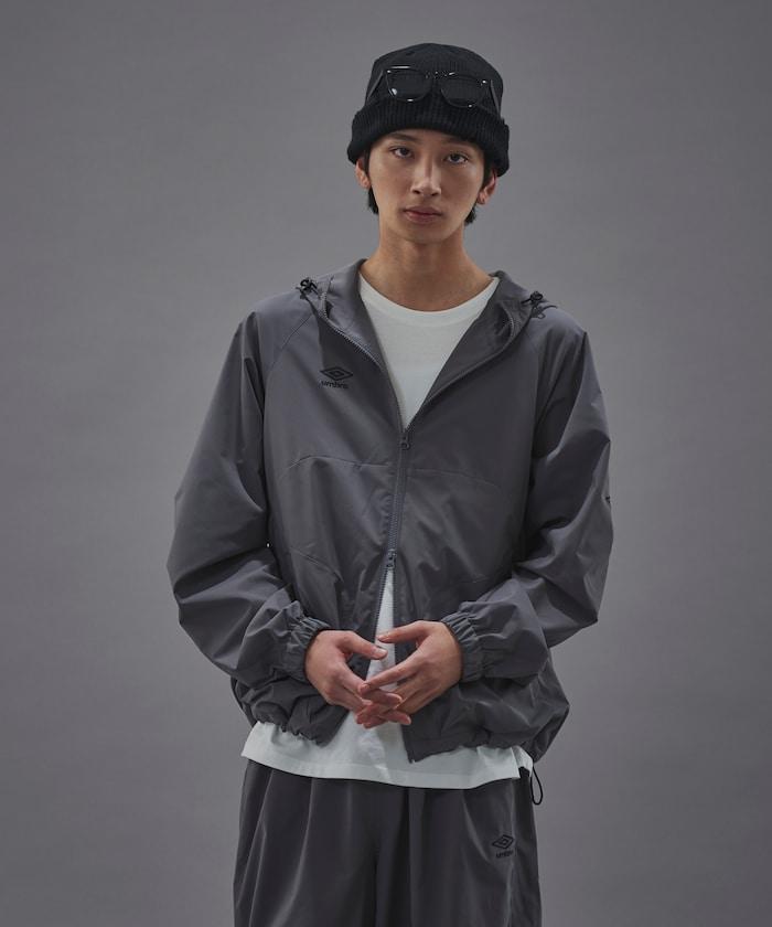 聯名**安博羅**尼龍連帽夾克