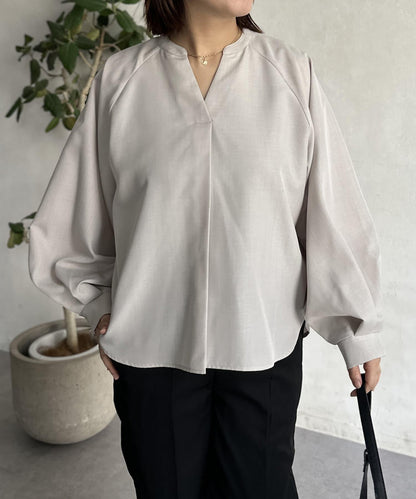 亞麻質感開叉領口襯衫