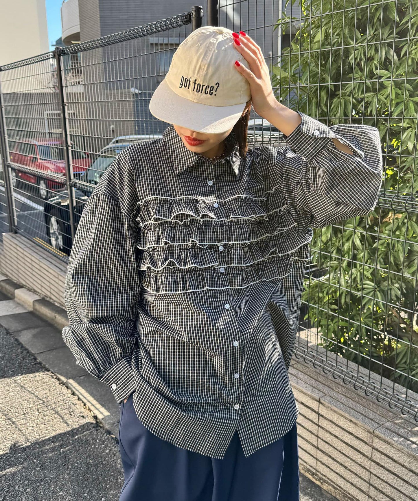 荷葉邊拼接上衣