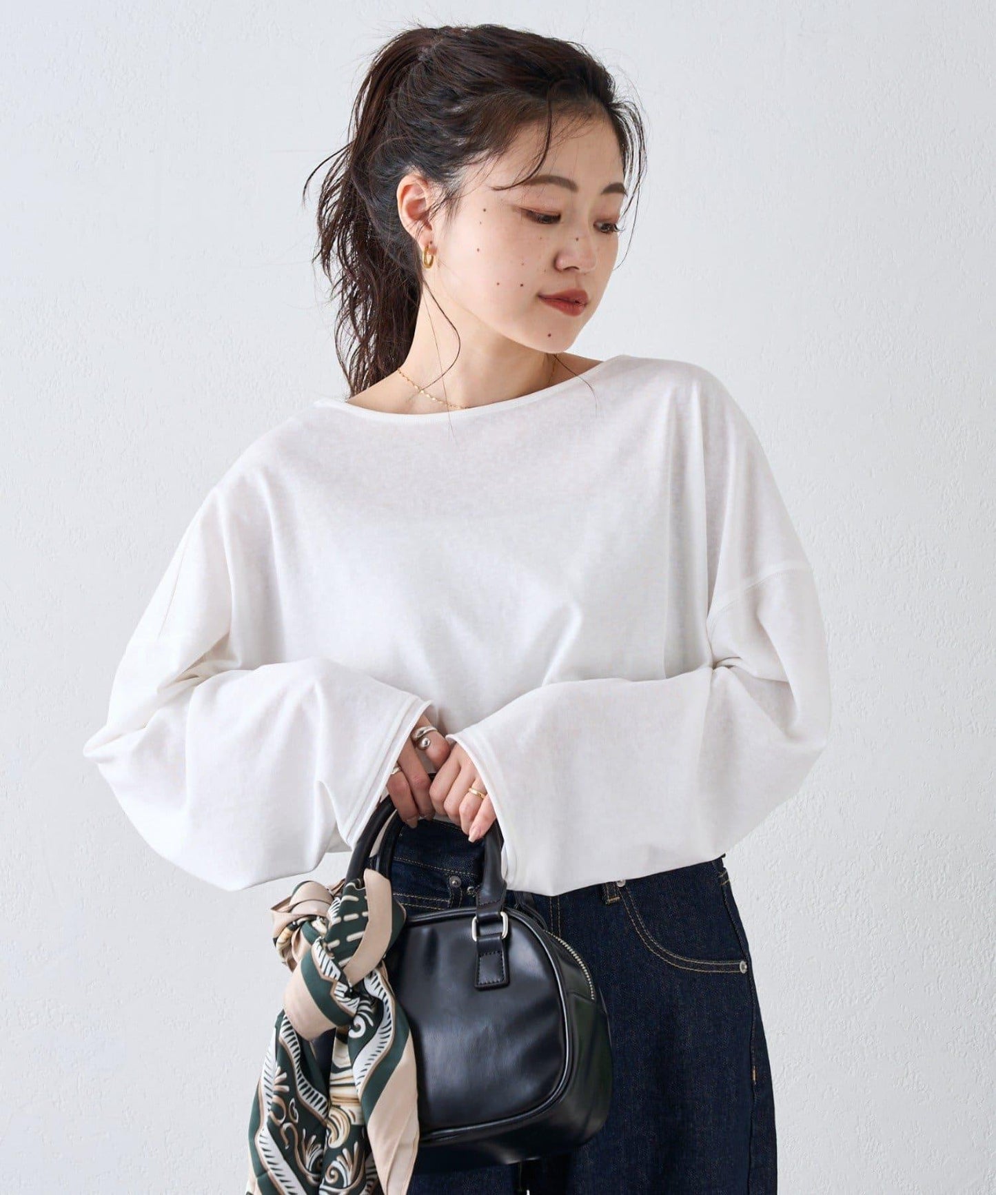 透視拼接一點刺繡oversize T 恤