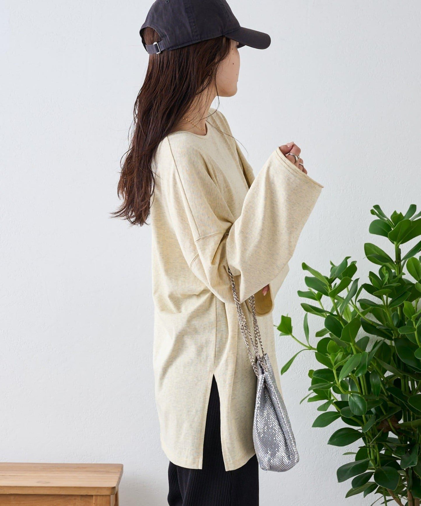 透視拼接一點刺繡oversize T 恤