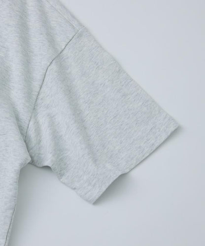 設計一點刺繡運動衫